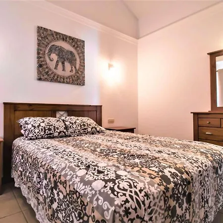 Emilia Playa Blanca Lanzarote Вилла *
